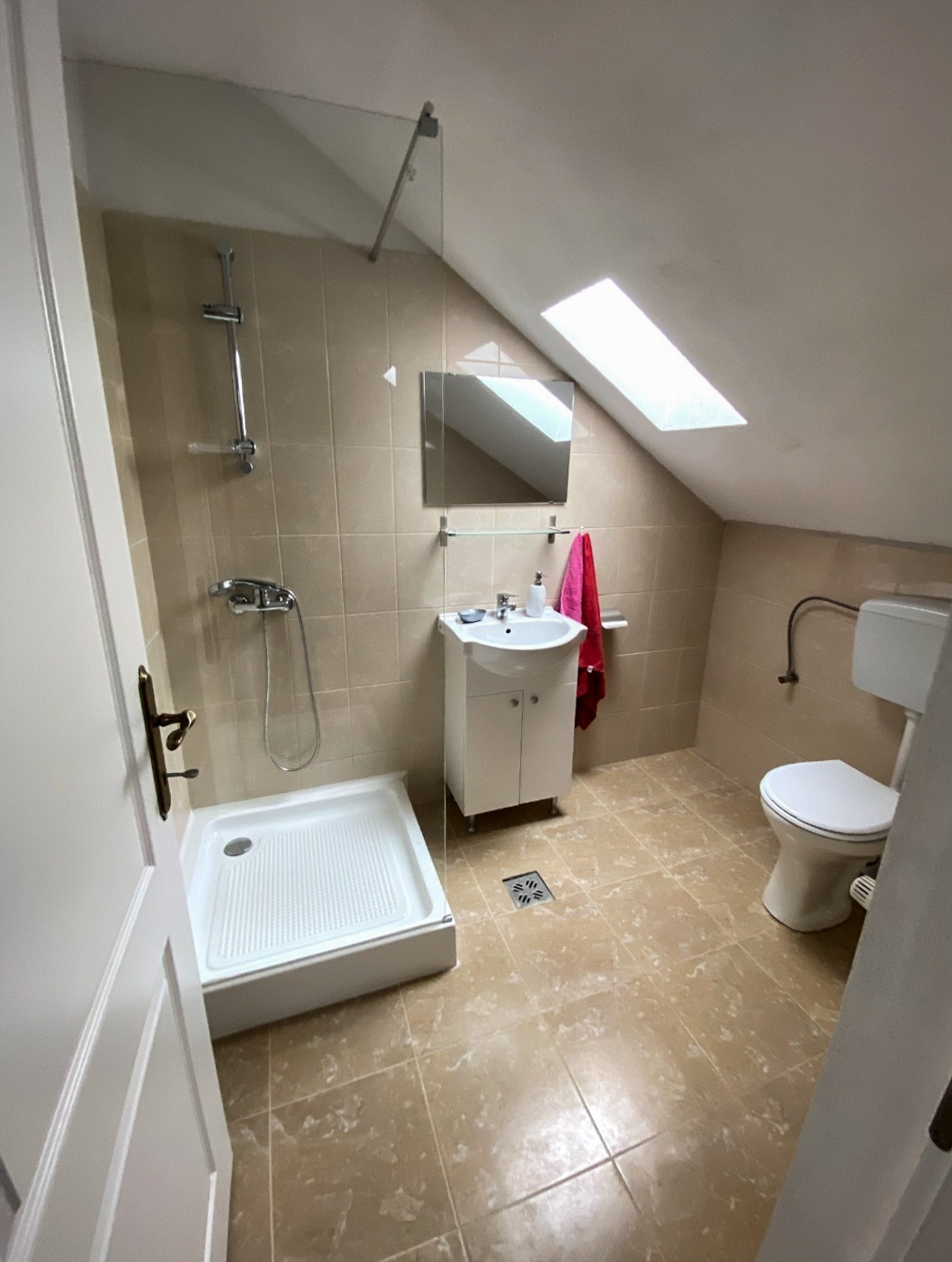 Servicii | Centrul rezidențial „Blândul Păstor” Roznov